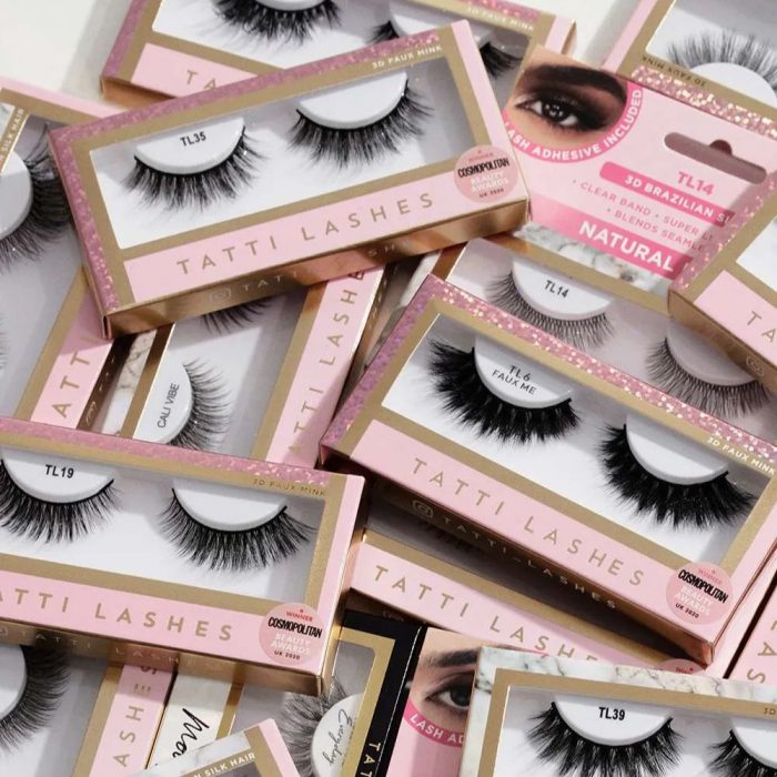 image of tatti strip lashes